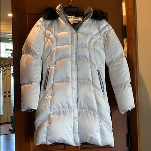 Nike white long puffer coat w/removable hood